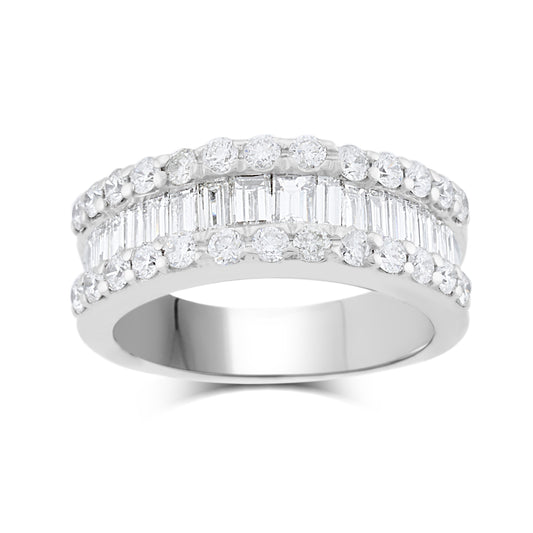 18K White Gold Diamond Anniversary Ring 2.5 Ct